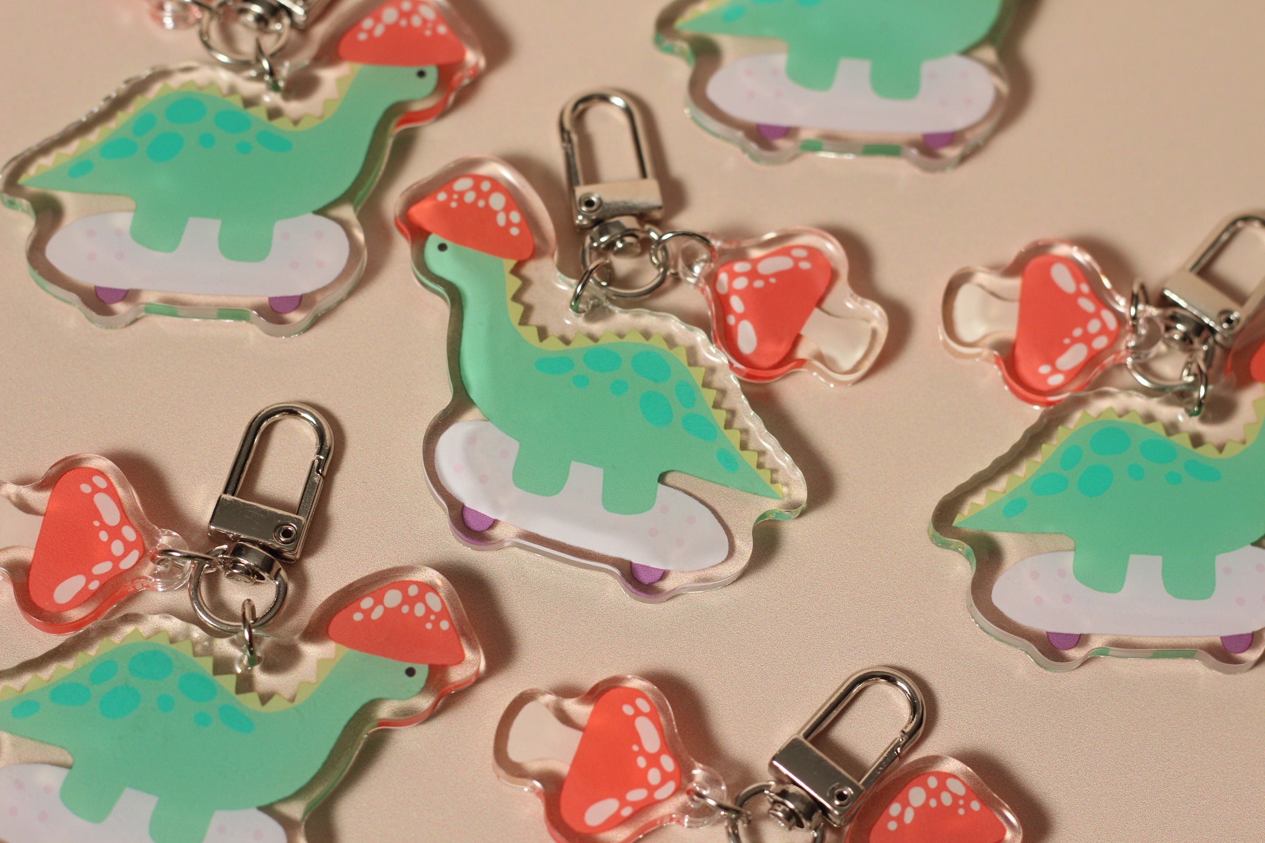 Skater Dino Double Charm