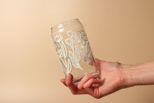 Load image into Gallery viewer, 16 oz White Floral Glass
