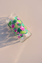 Load image into Gallery viewer, 20 oz Tropical Flower Glass
