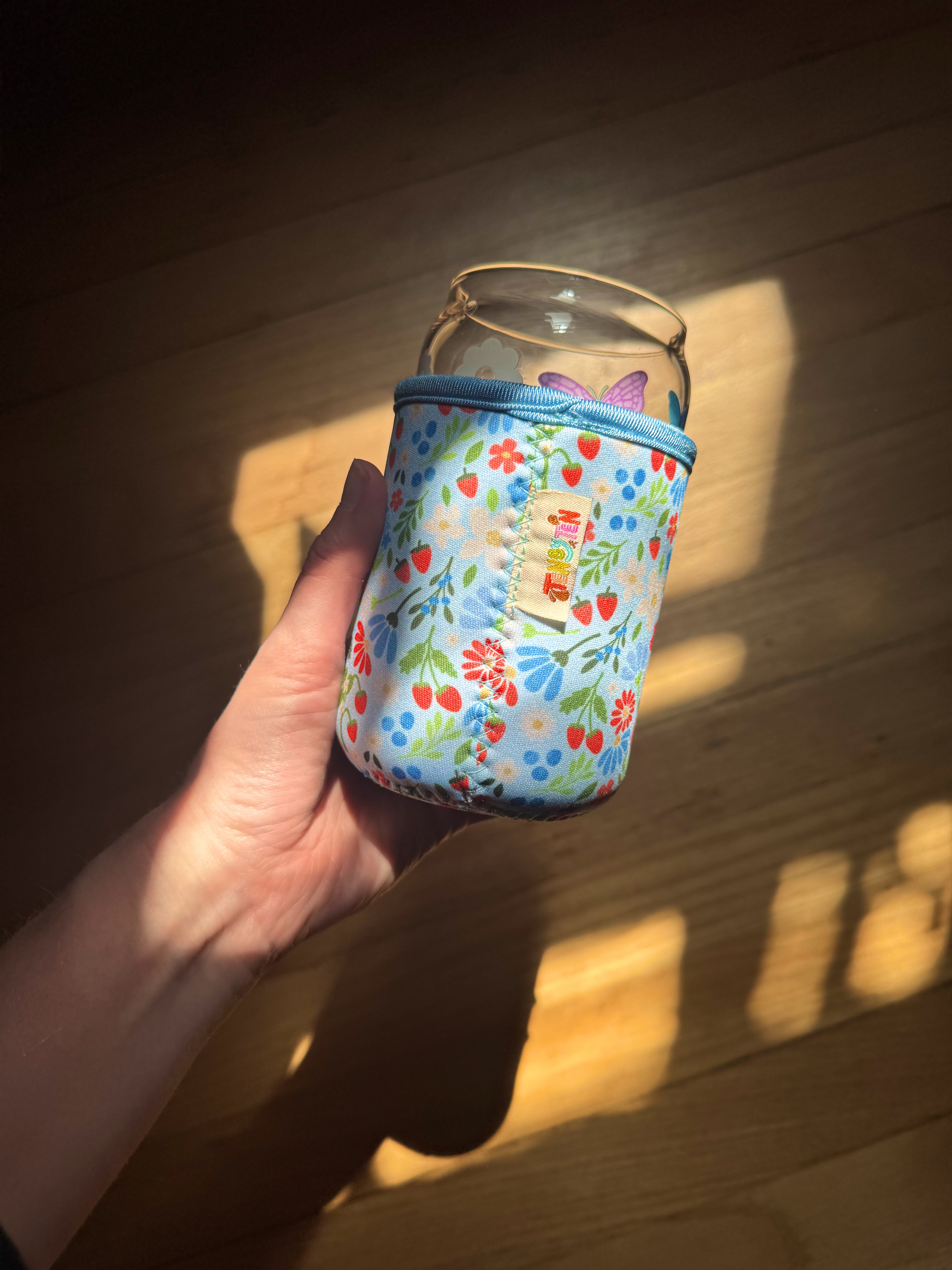 Mixed Berry 16 oz Glass Coozie